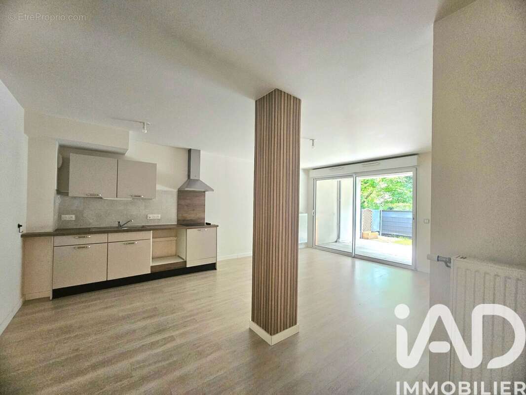 Photo 3 - Appartement à LE MESNIL-ESNARD