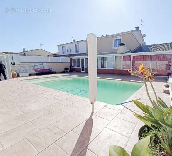 Maison à VILLELONGUE-DE-LA-SALANQUE