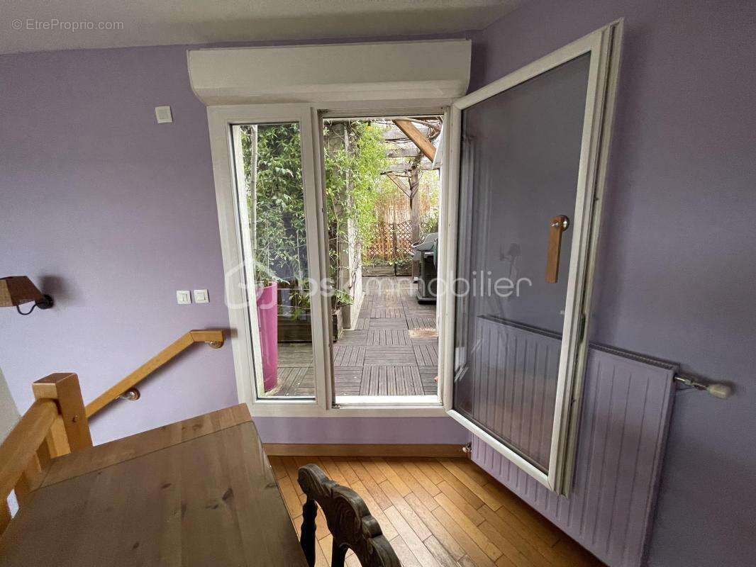 Appartement à PARIS-18E