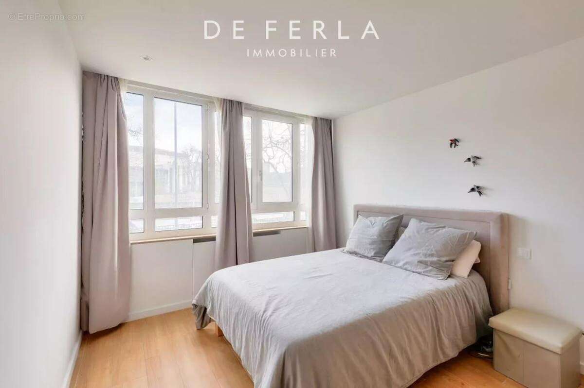 Appartement à PARIS-15E
