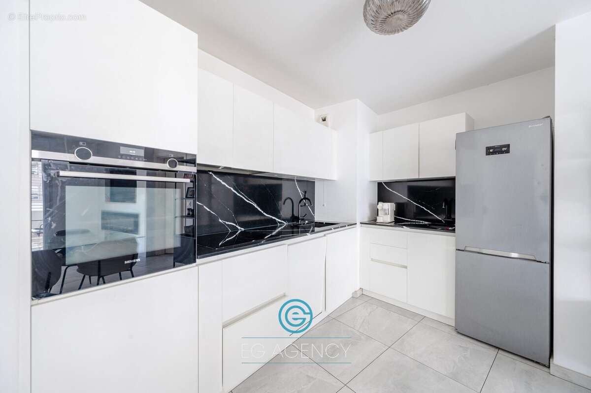 Appartement à MARSEILLE-8E