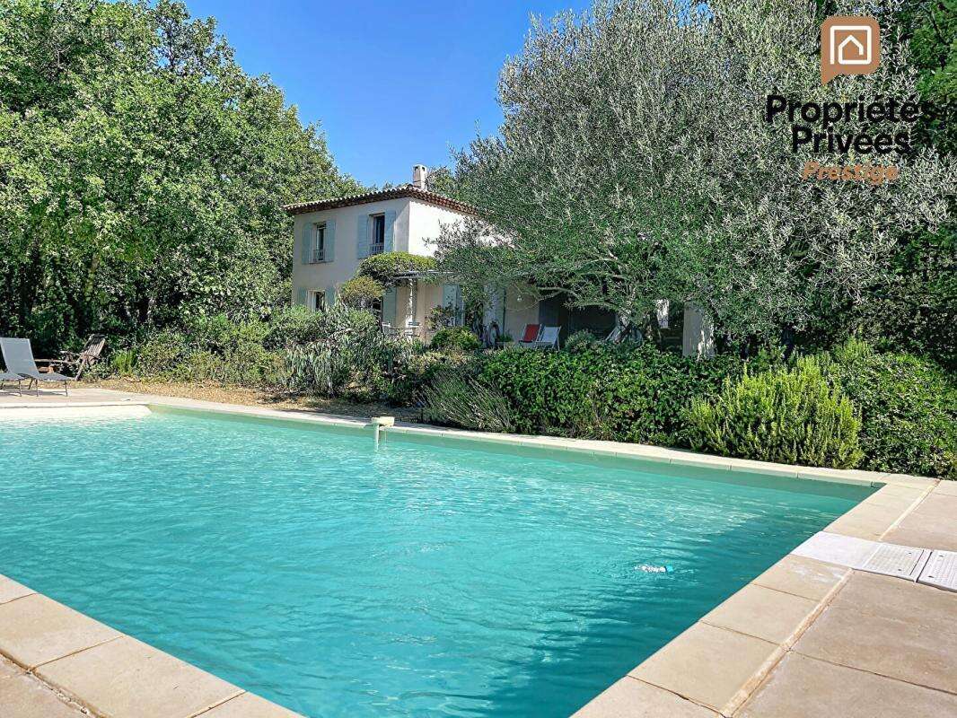 Villa 4 chambres - Piscine - Dépendance - Terrain 4 652 m² - Forcalqueiret 83136 - photo 4
