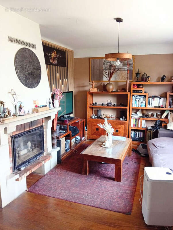 Maison familiale 6 pièces ? 4 chambres ? Secteur recherché des Coteaux - photo 2