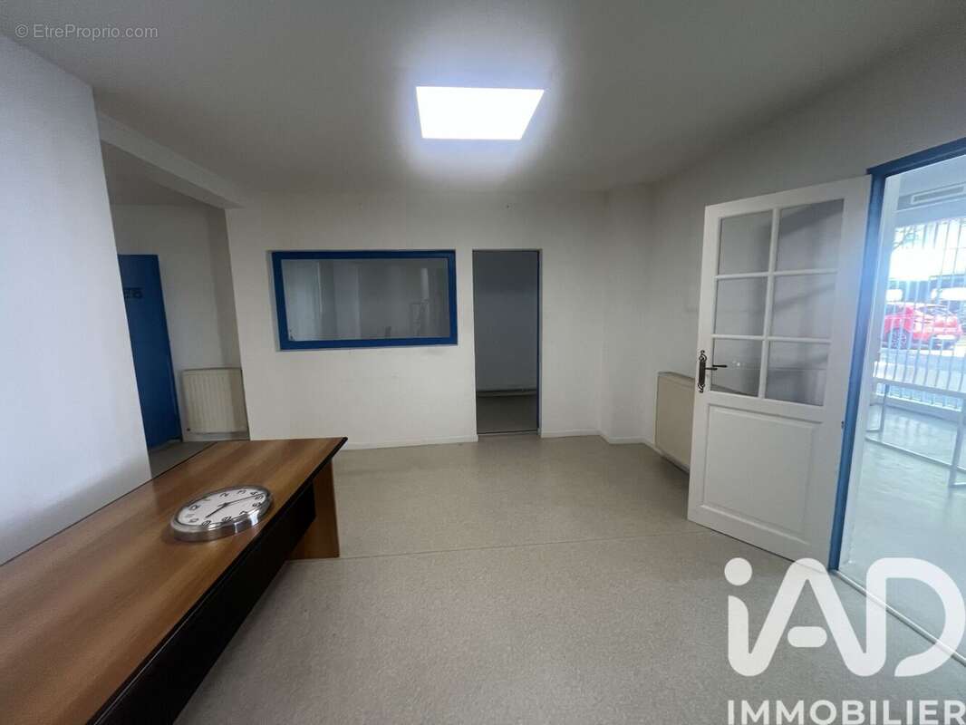 Photo 2 - Commerce à LA ROCHELLE