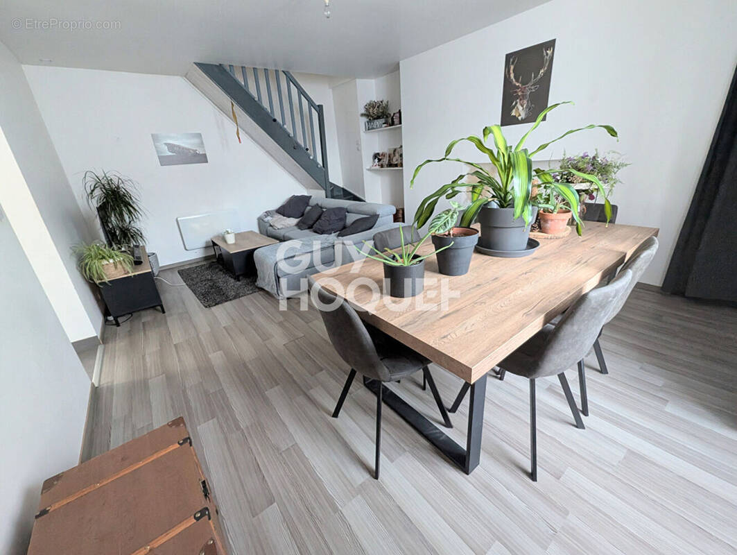 Maison à CHATEAU-GONTIER