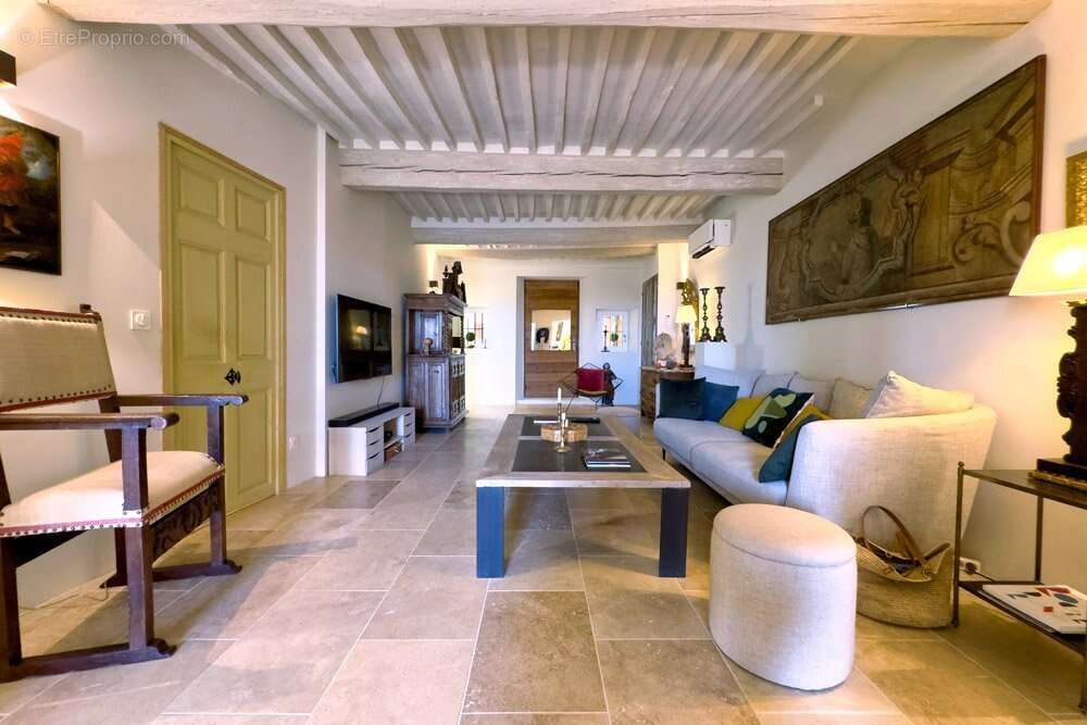 Maison de caractère 223 m² - Sablet - photo 4