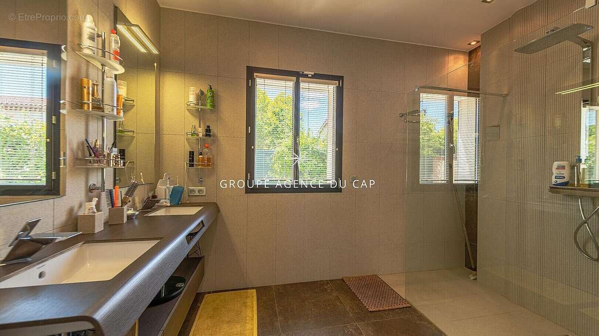 Maison à SAINT-RAPHAEL