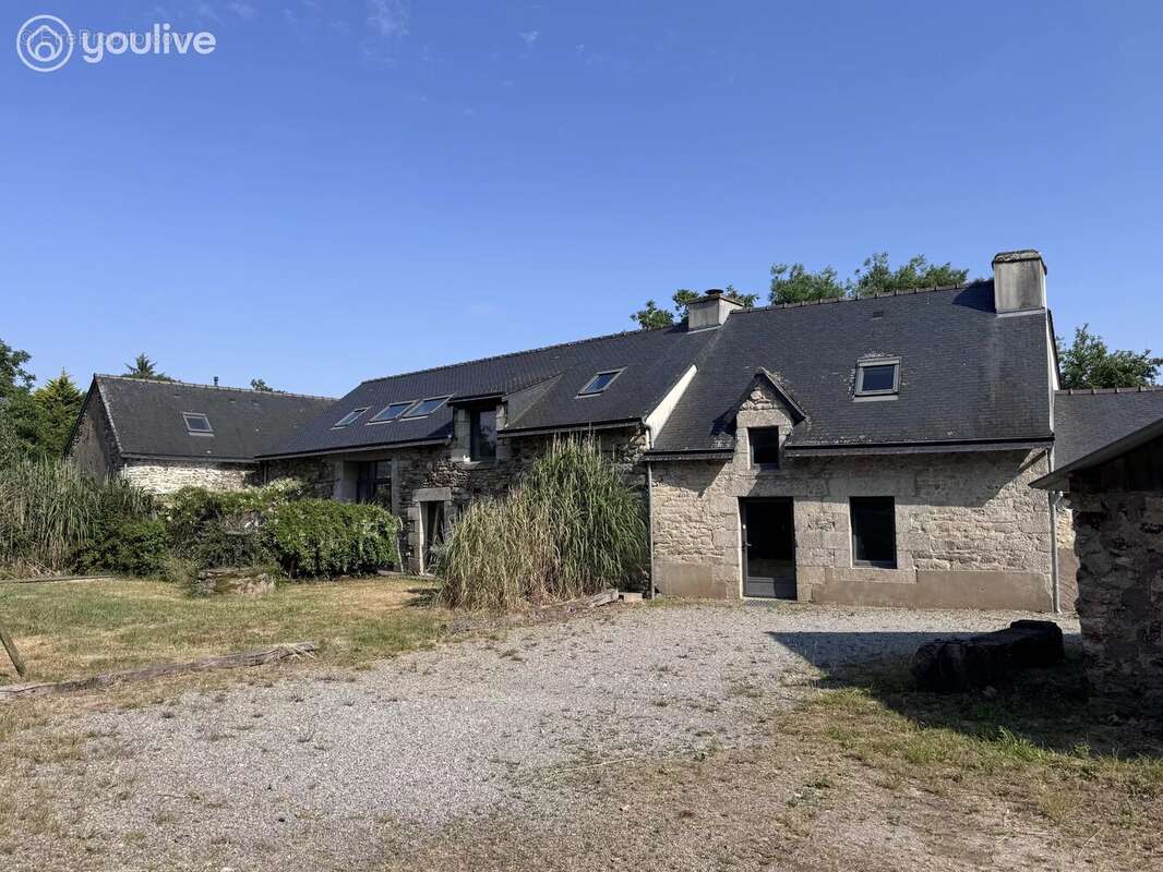 pontivy longére 8 piéces plus 2 logements sur 3150m2 - photo 20