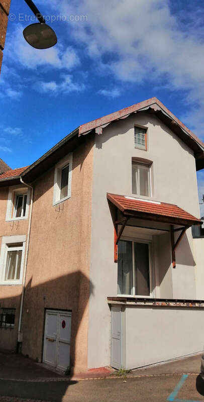 Maison à CLERVAL