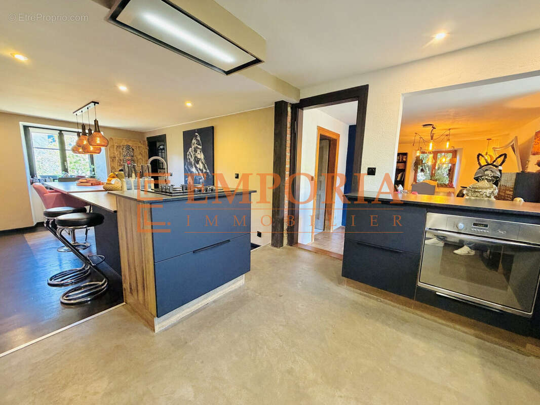 Maison 242 m² à Liebsdorf  - photo 7