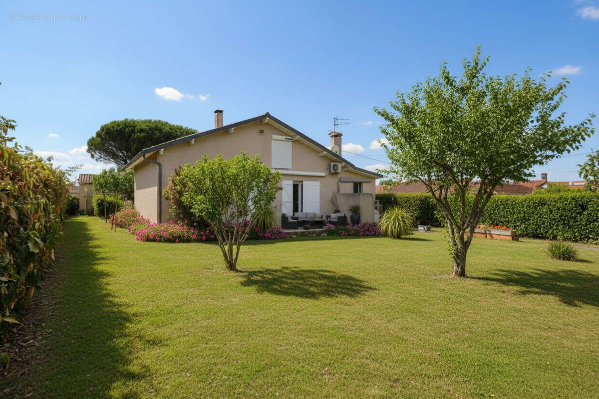 Maison familiale de 123 m² au sol sur 1 278 m² de terrain - photo 3