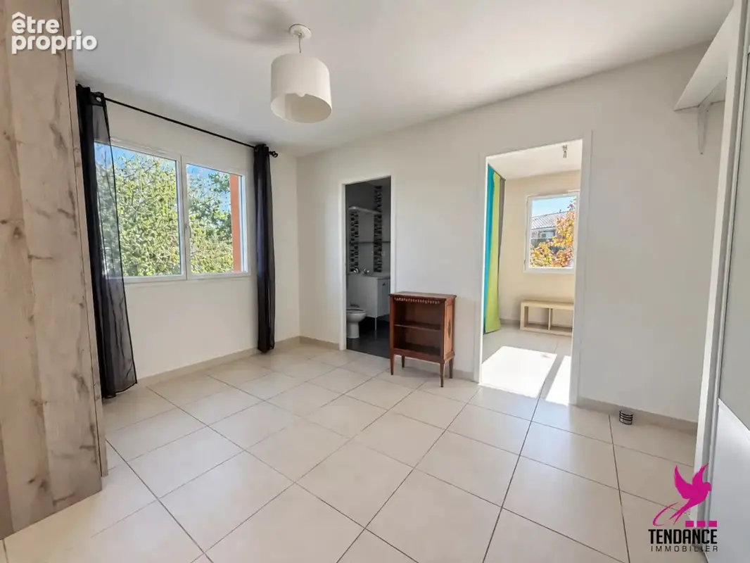 Villa 130 m² avec piscine sur 3 500 m² de Terrain. - photo 7