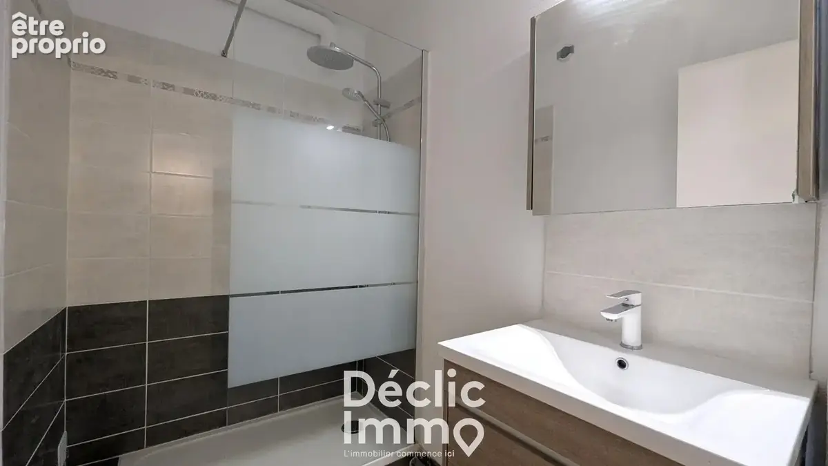 Appartement T3 à vendre à Angoulême - photo 9