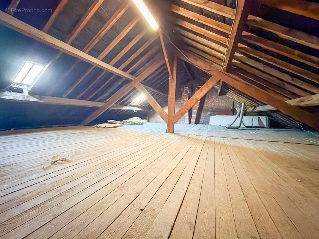 Appartement à LYS-LEZ-LANNOY