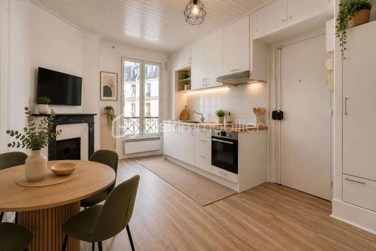 Appartement à PARIS-11E