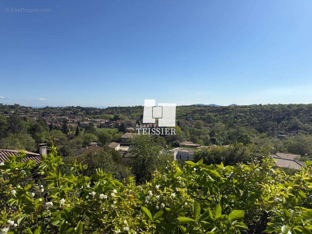 Maison à SAINT-PAUL-LE-JEUNE