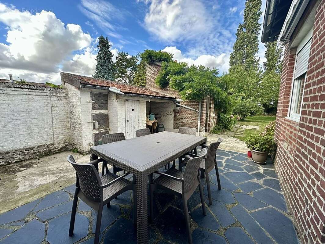Maison à FLAVY-LE-MARTEL