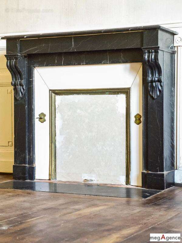 Appartement à FOUGERES