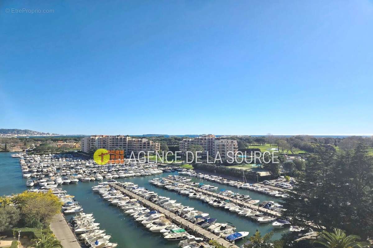 Appartement à MANDELIEU-LA-NAPOULE