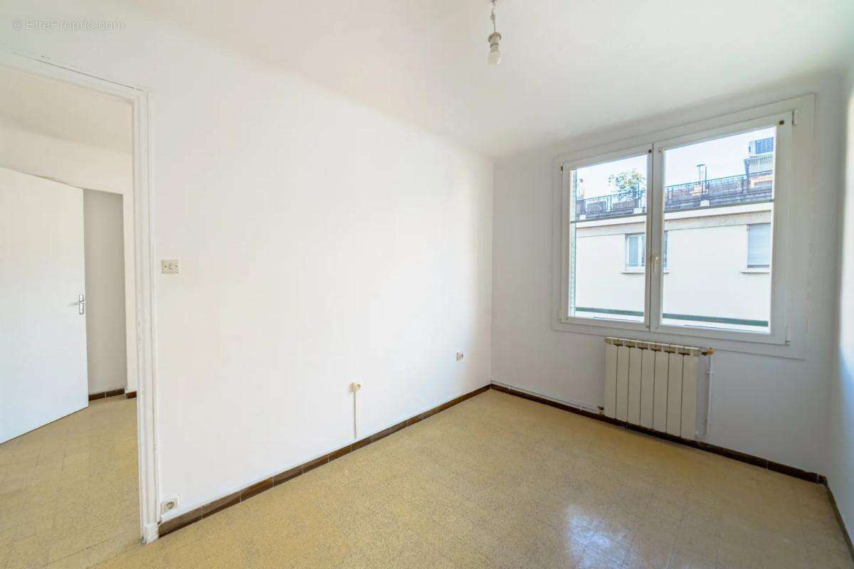 Appartement à MARSEILLE-8E