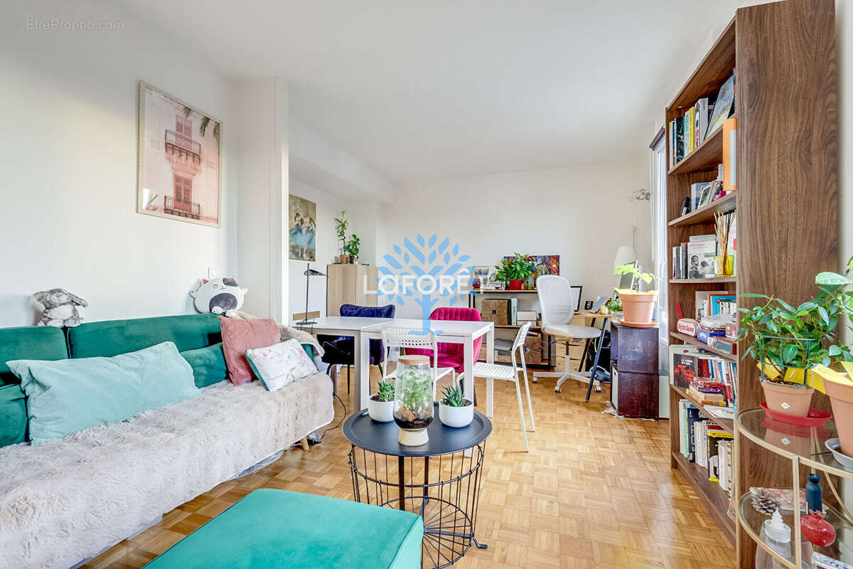 Appartement à FONTENAY-SOUS-BOIS