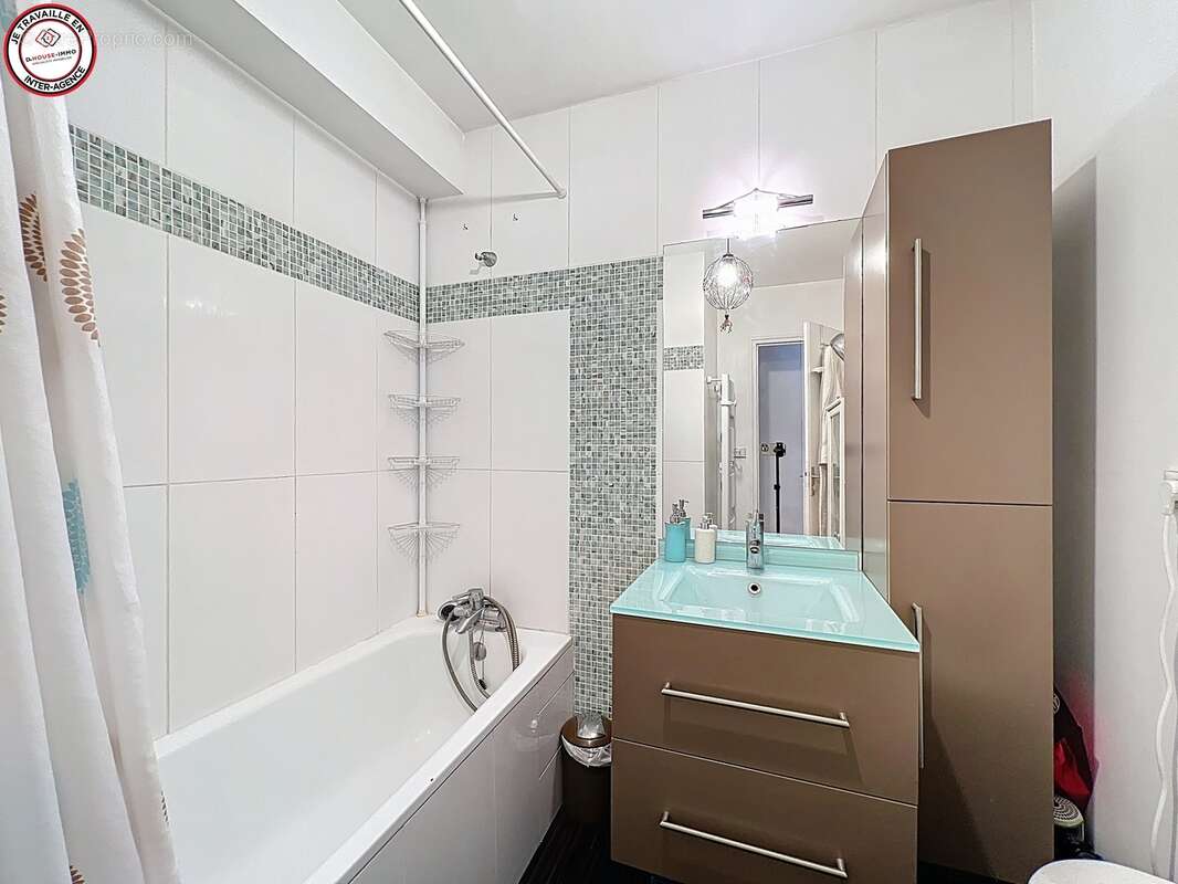 Appartement à CORBEIL-ESSONNES