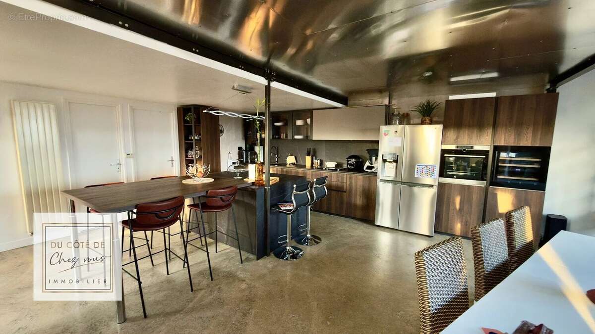 Appartement à SAINTE-SAVINE