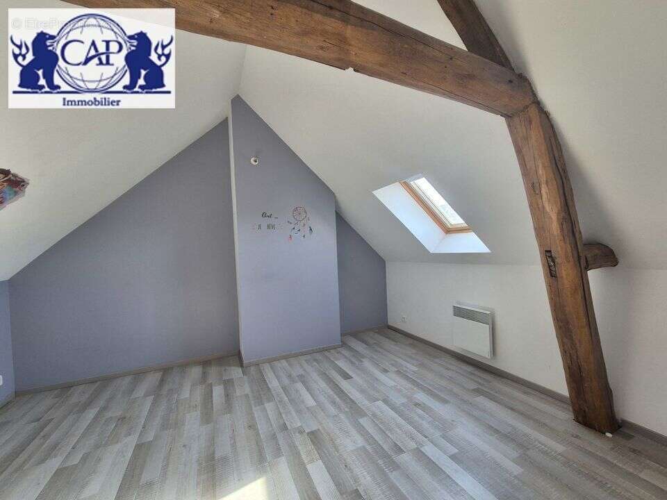 Maison à PONT-SUR-YONNE