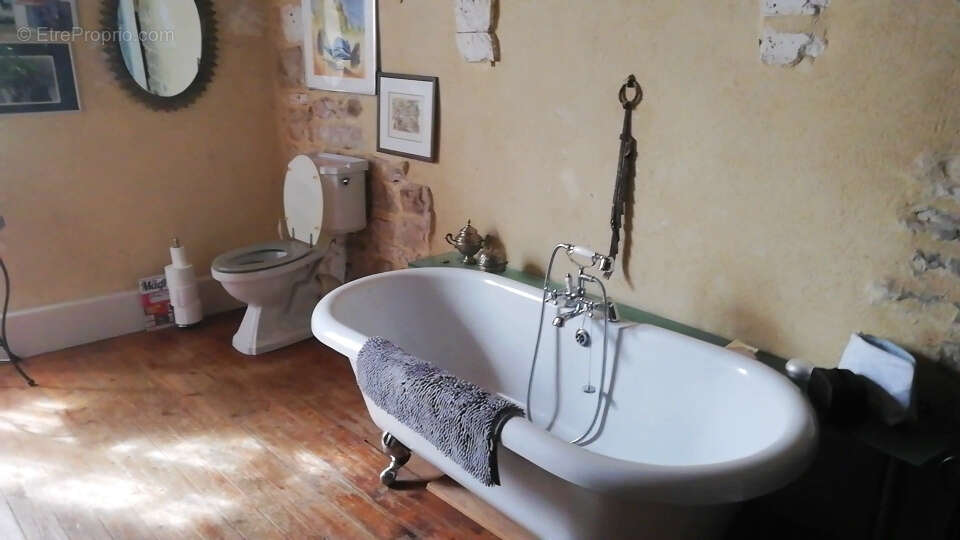 Maison de village de caractère - Proche commerces - MARTHON - photo 11