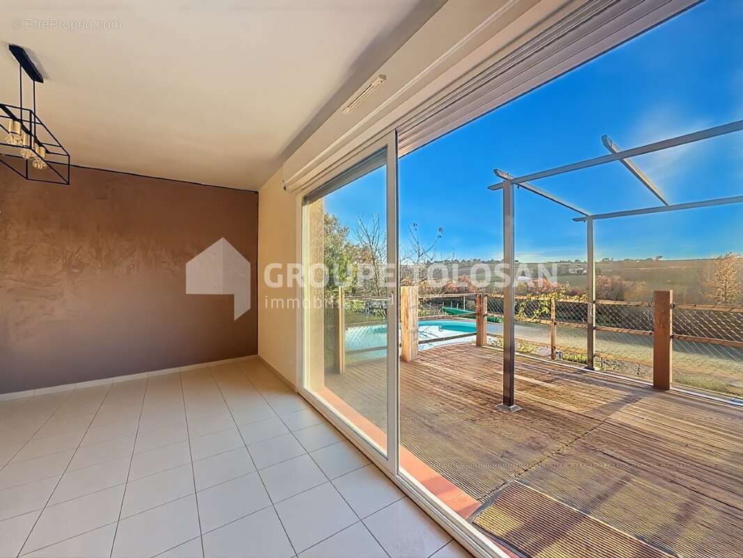 Maison à MONTASTRUC-LA-CONSEILLERE