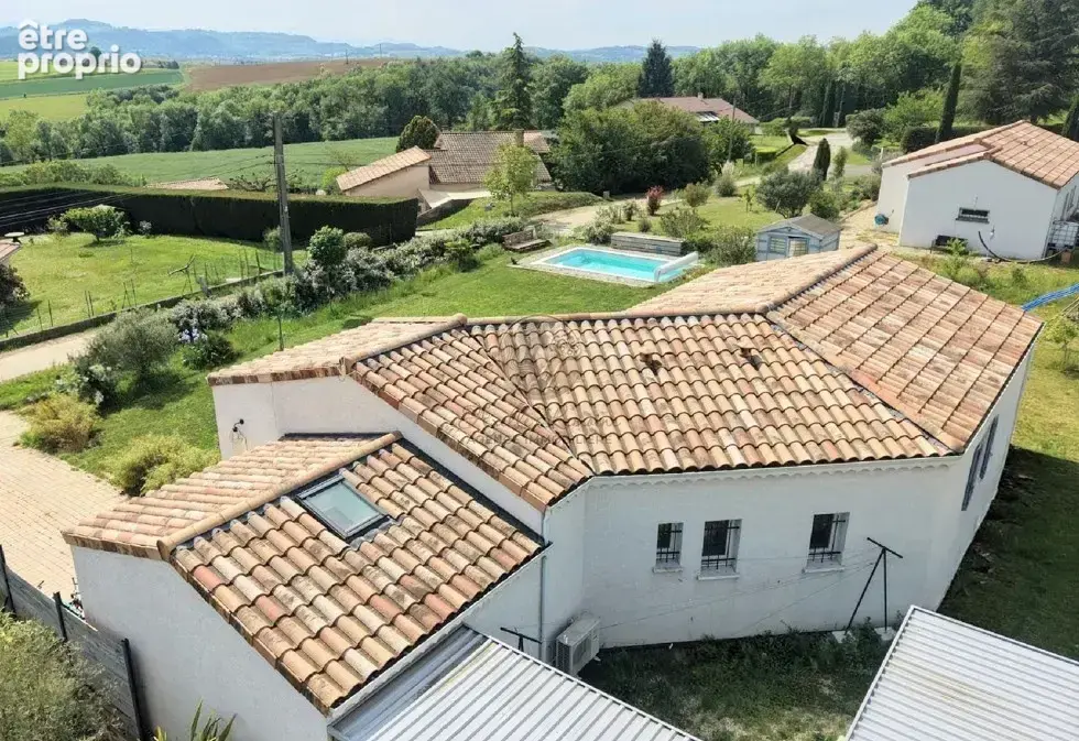 Maison à FAY-LE-CLOS
