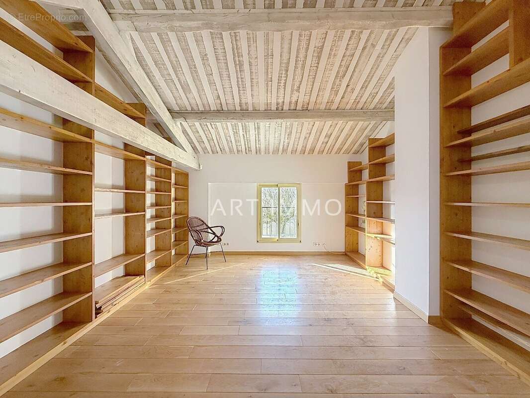 Maison à SAUMANE-DE-VAUCLUSE