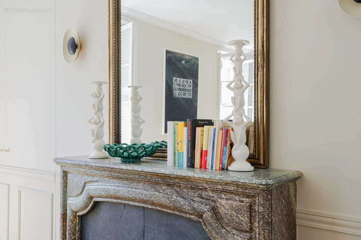 Appartement à PARIS-6E