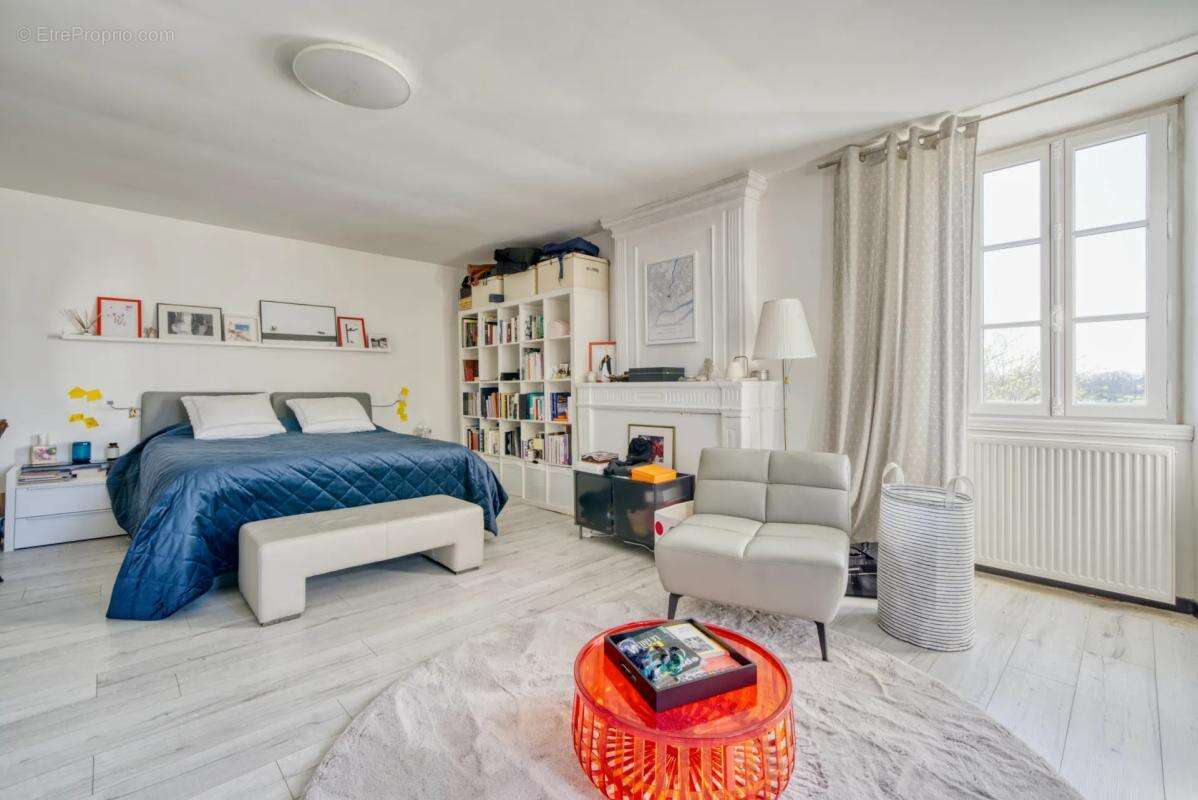 Maison à CHERMIGNAC