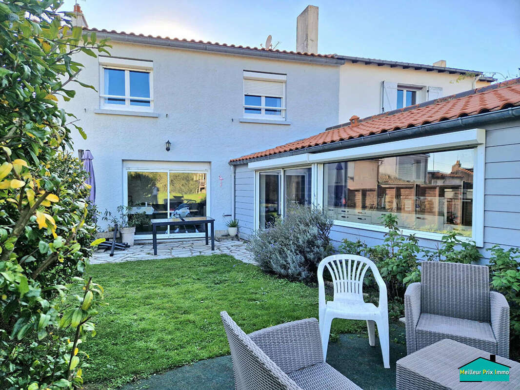 Maison à SAINT-PHILBERT-DE-BOUAINE