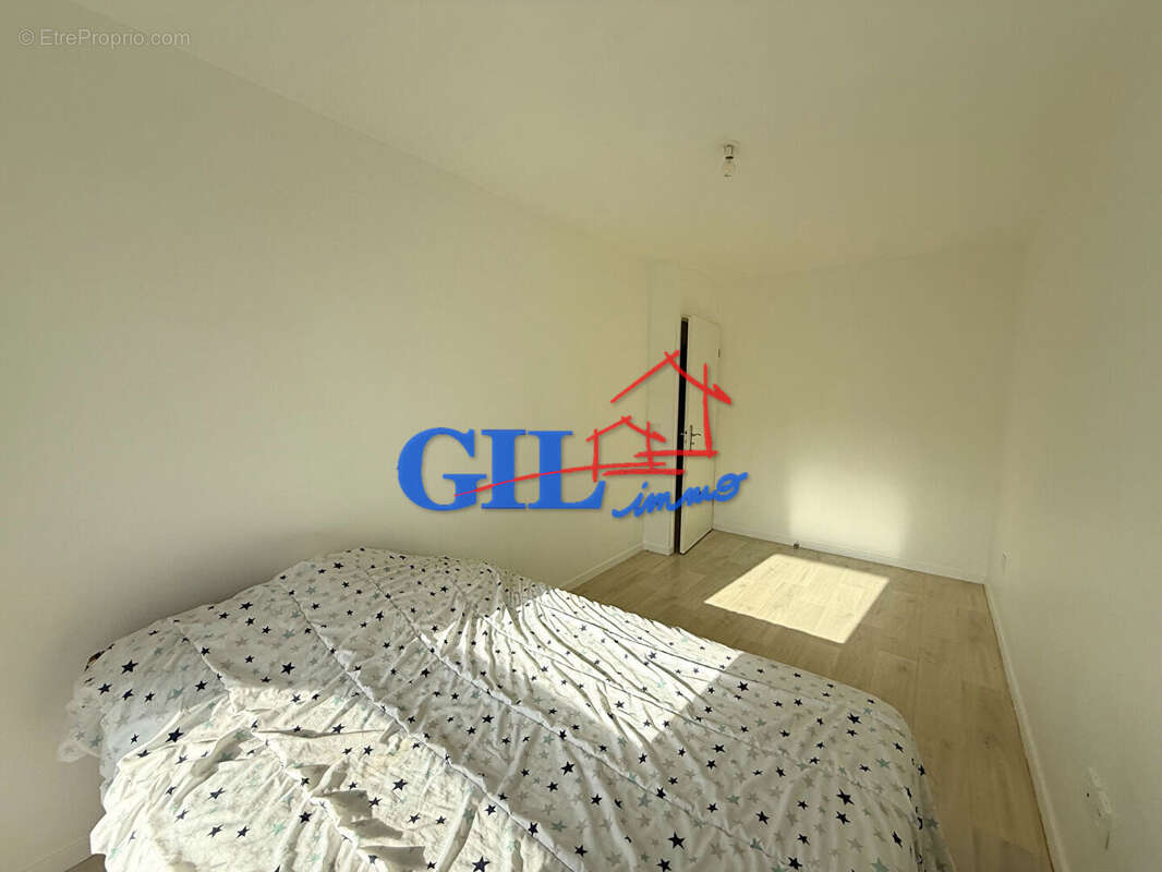 Appartement à MOISSY-CRAMAYEL