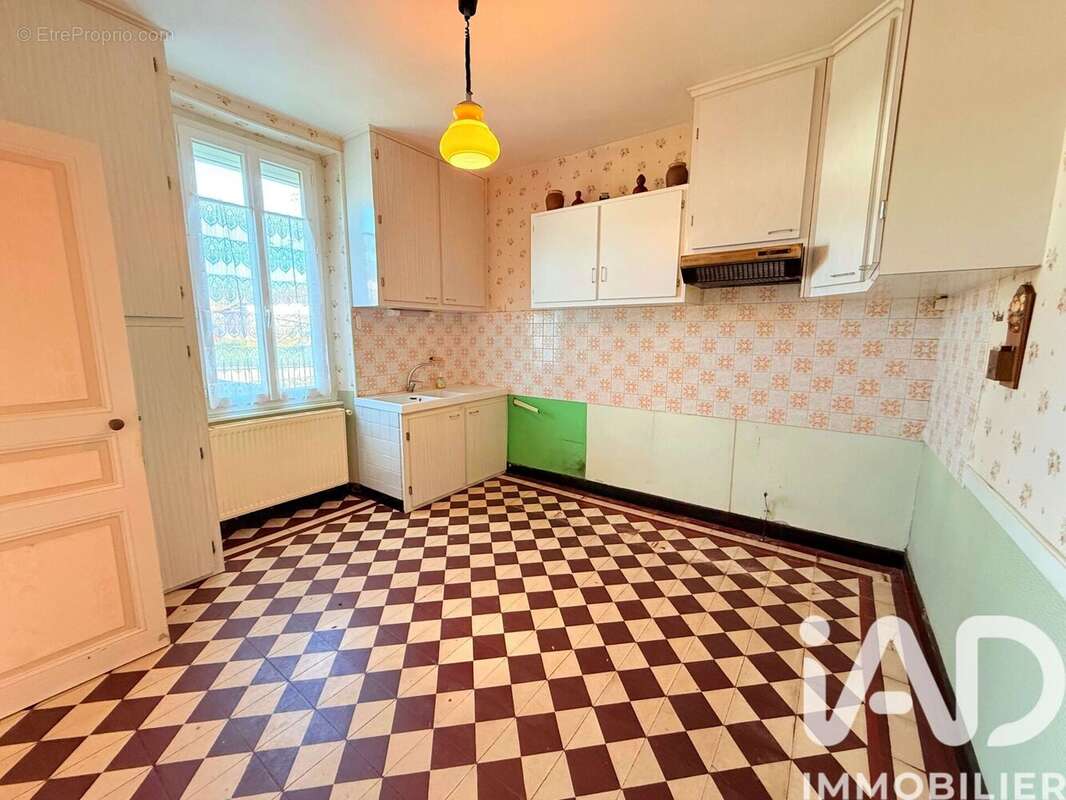 Photo 8 - Maison à AVAILLES-LIMOUZINE