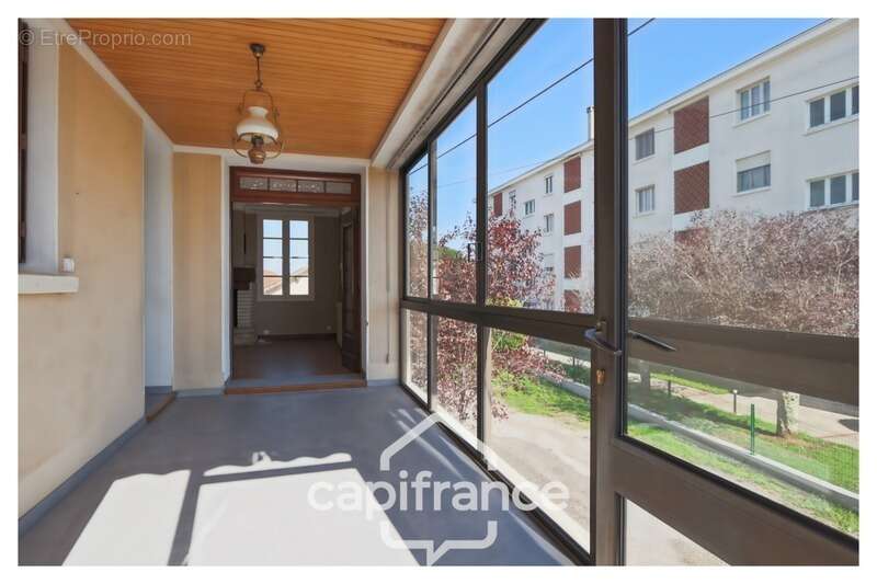 Maison individuelle de 90m² à Gourdon (46) – Beaux volumes et fort potentiel d’aménagement - photo 4