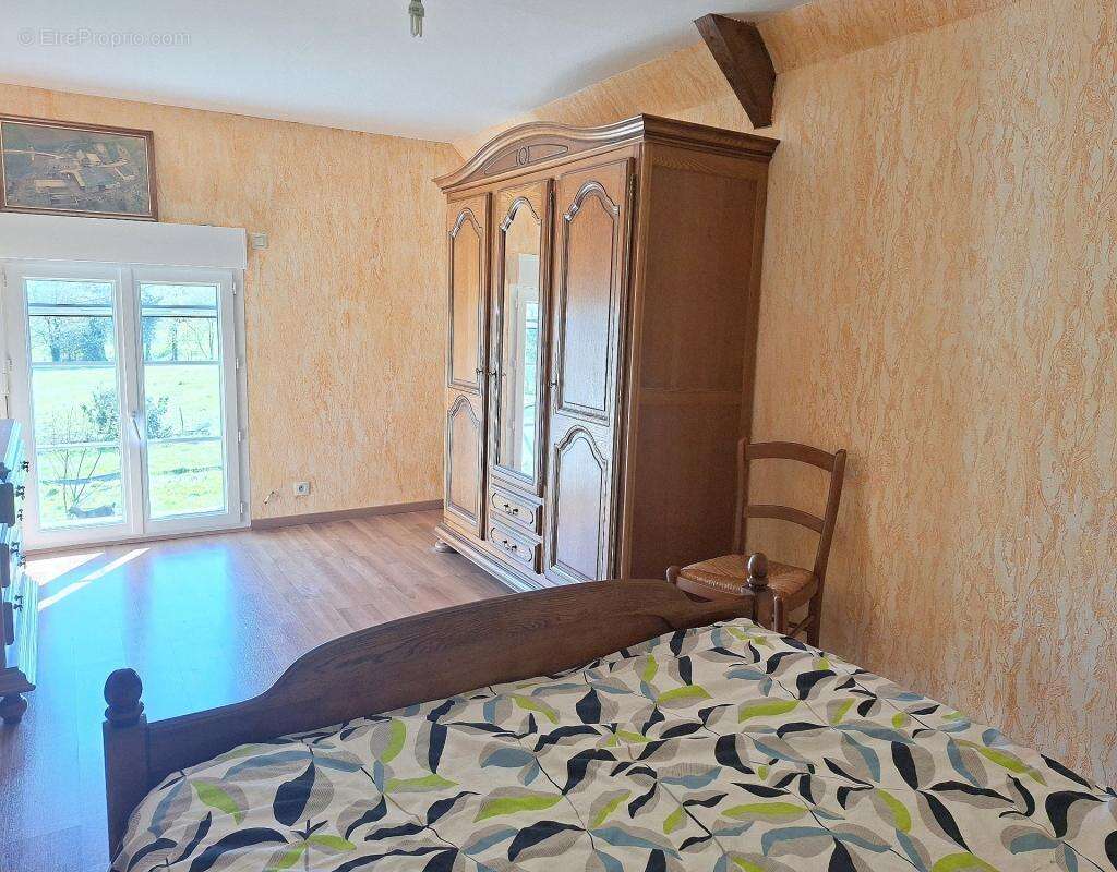 Propriété Corps de ferme SAINT DENIS DE GASTINES (53) - photo 9