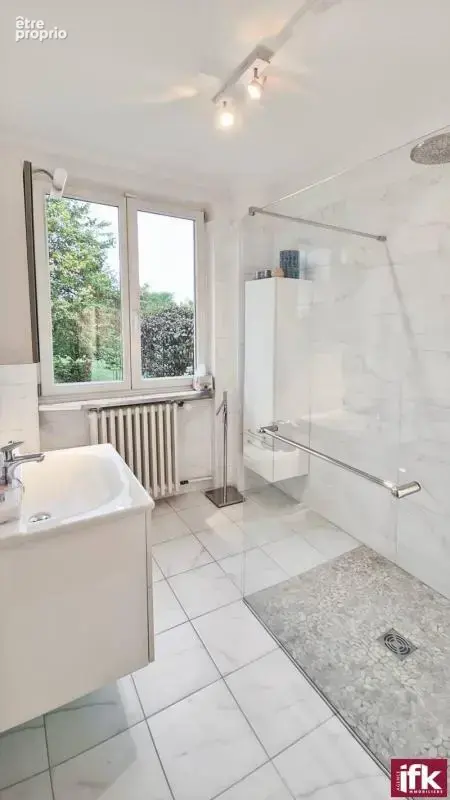 Maison de 220 m² avec 5 chambres, sous-sol et terrain de 14,86 ares - photo 10