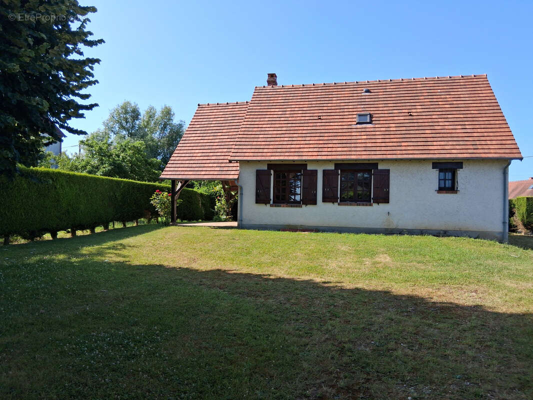 Pavillon avec garage, jardin clos et arboré - photo 16