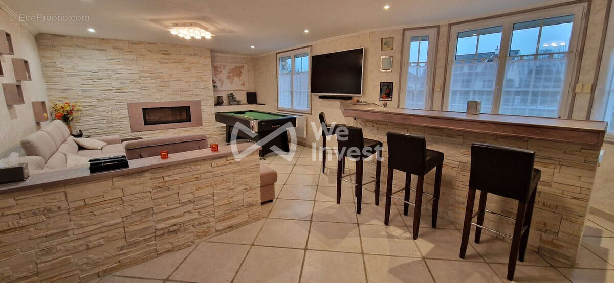 Maison à COURLON-SUR-YONNE