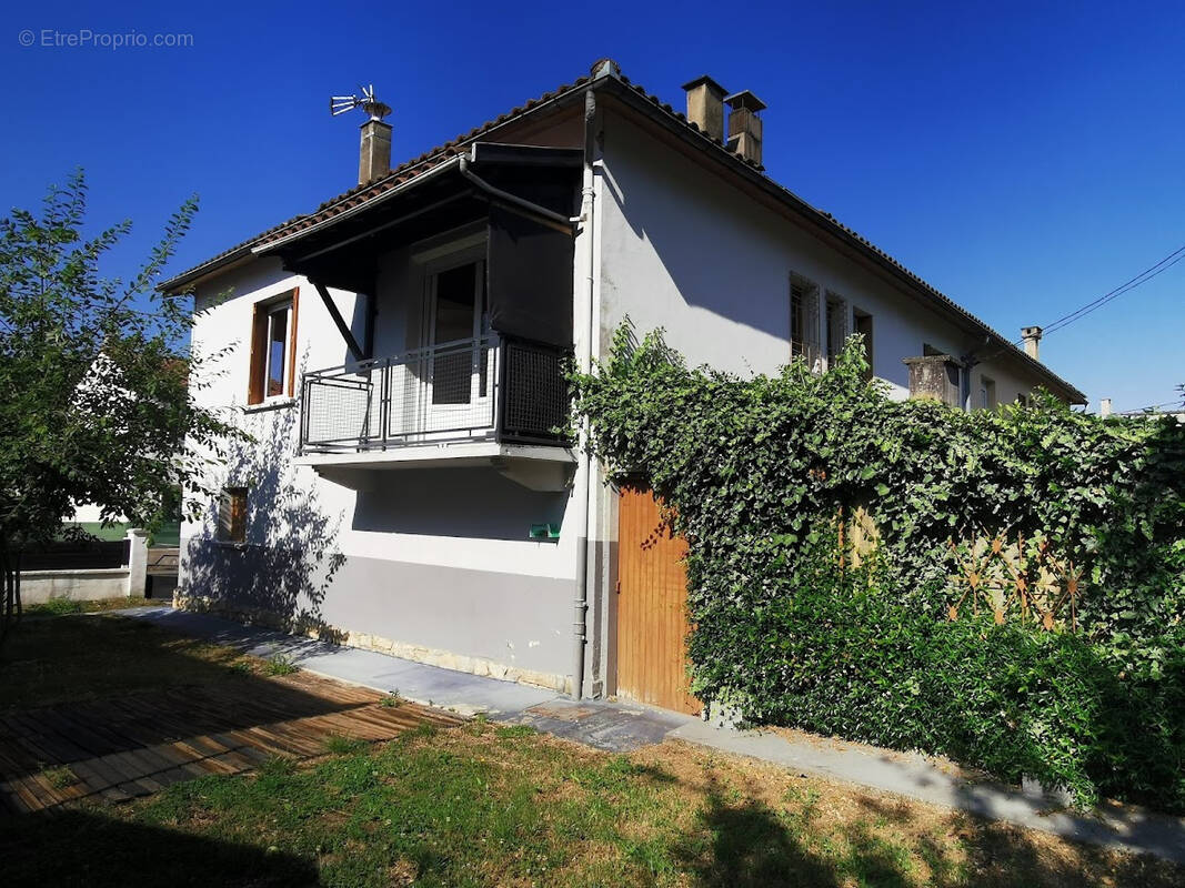 Maison à LAVELANET