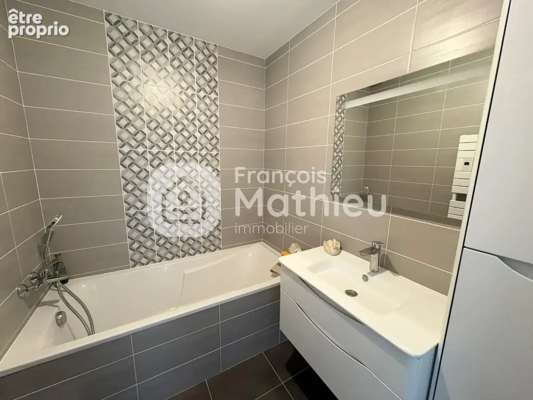 Romans : maison plain-pied 144m2 hab - 3ch + garage - 926m2 de terrain - photo 5