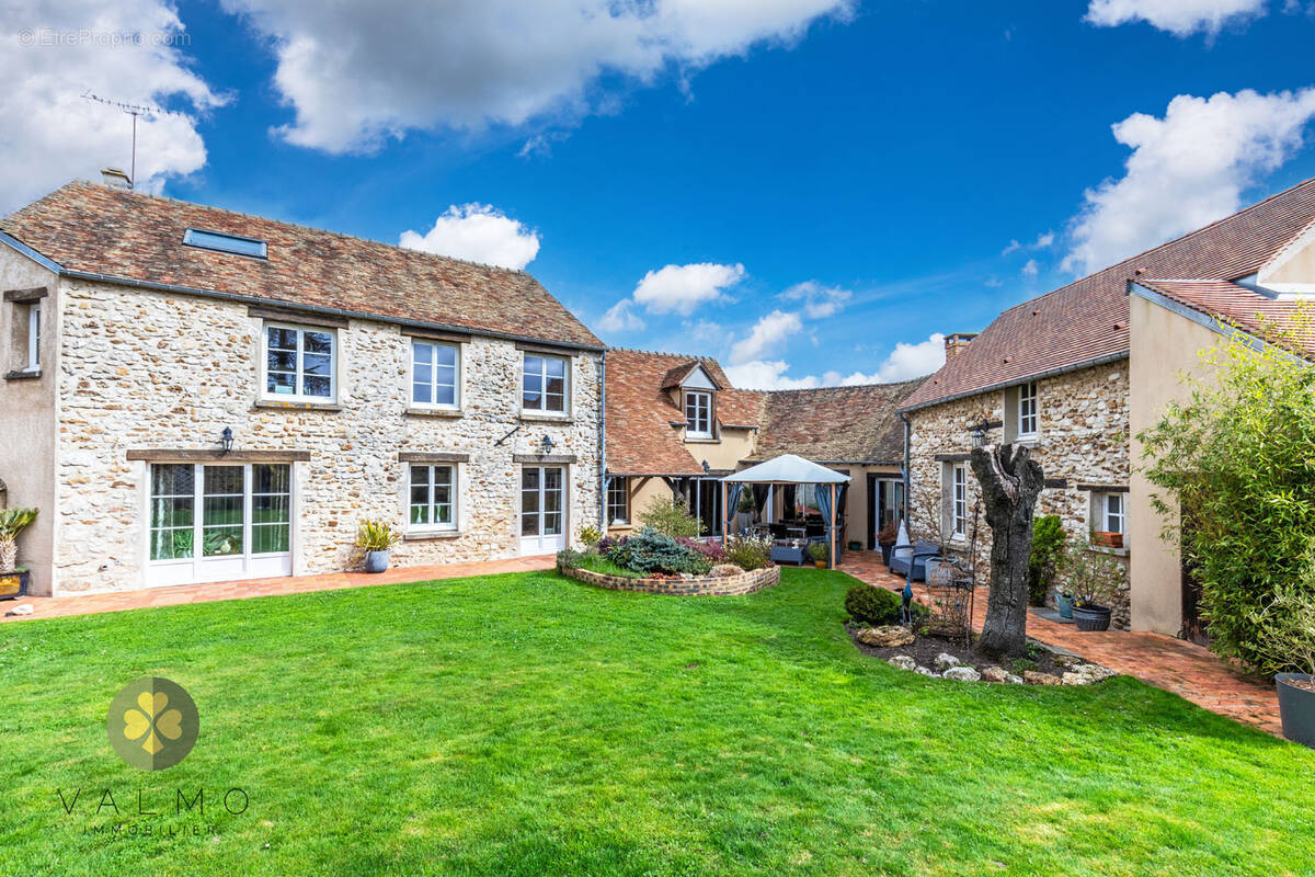 Maison à MANTES-LA-VILLE