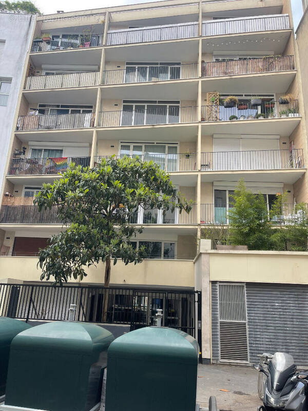 Appartement à PARIS-19E