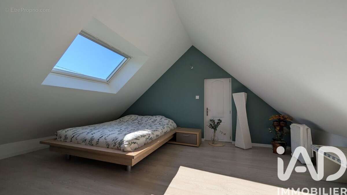 Maison 134 m² à Moreac  - photo 8