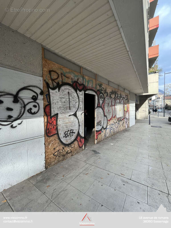 Commerce à GRENOBLE