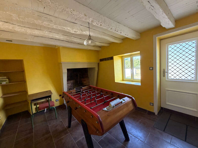 Maison à VOUILLE-LES-MARAIS