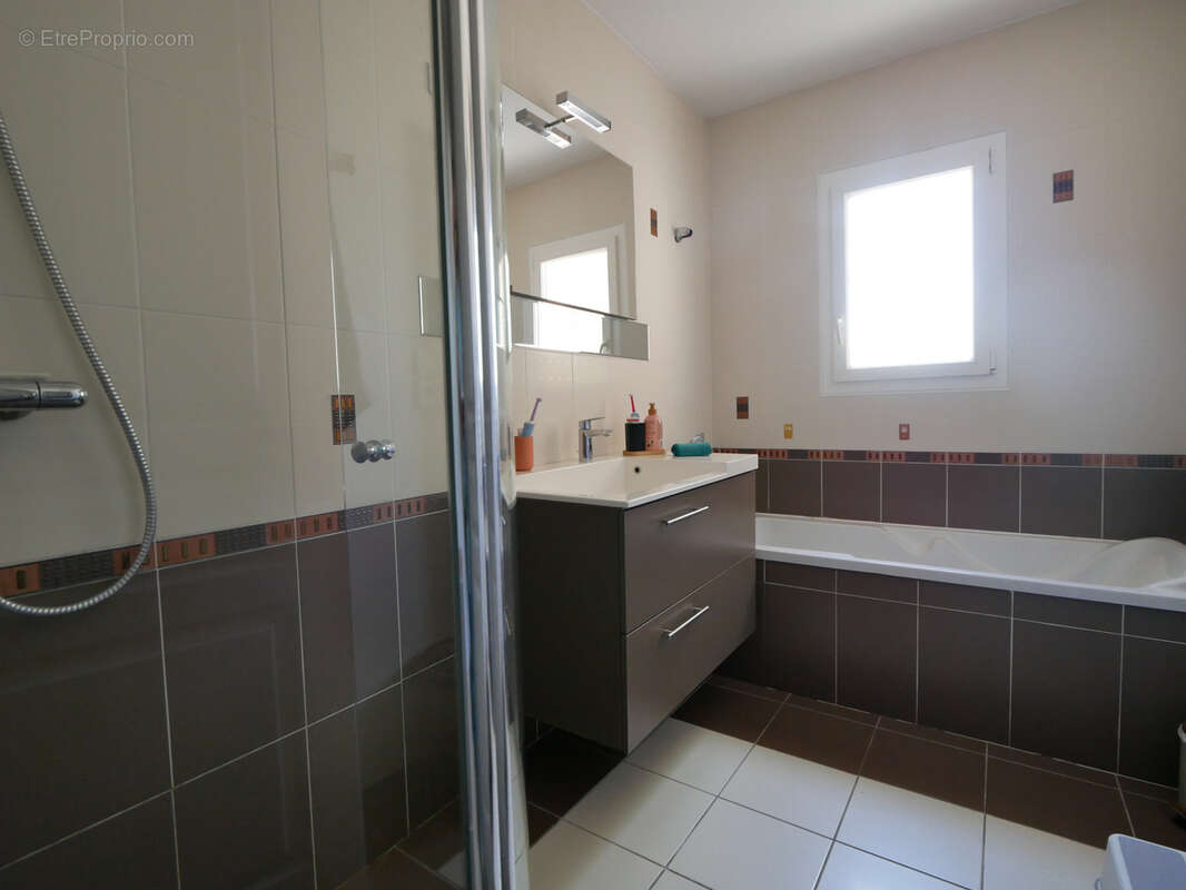 Maison à SAINT-CHRISTOPHE